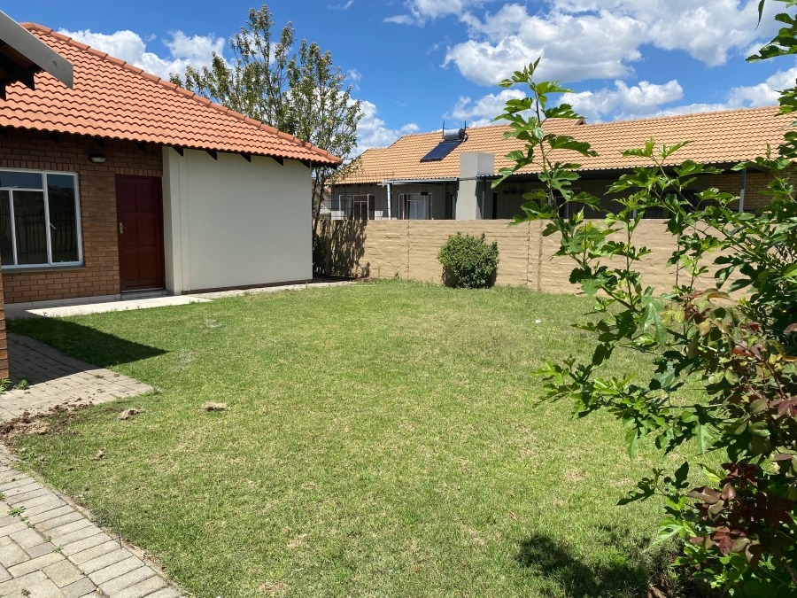 3 Bedroom Property for Sale in Waterkloof East North West